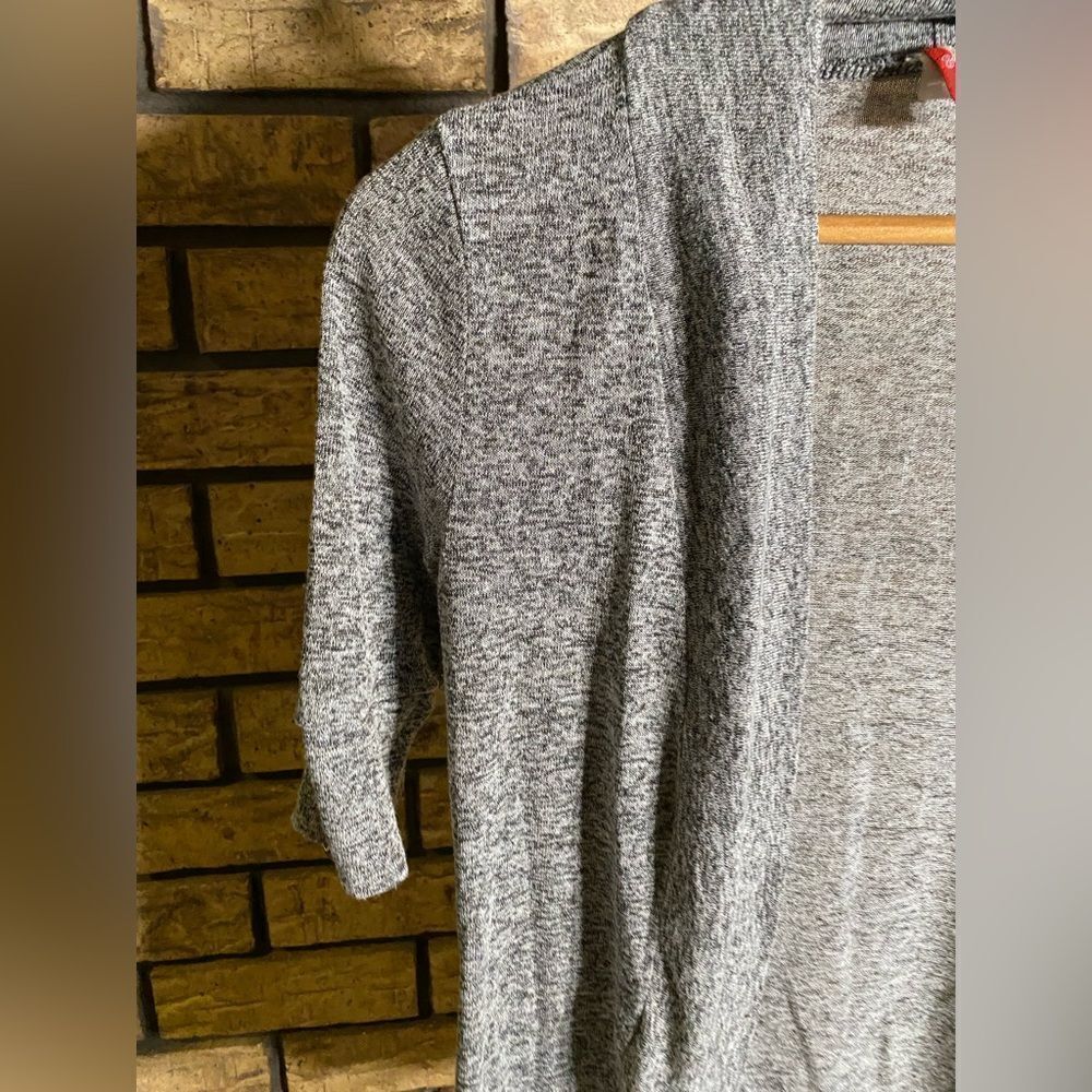 Best Cody grey cardigan - Picture 2 of 7
